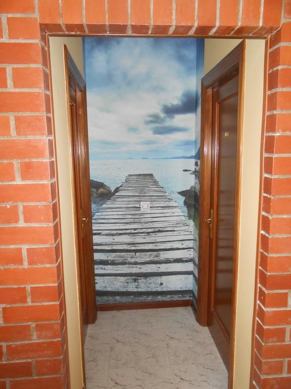 Hostal Restaurante El Abuelo Тробахо-дель-Камино Экстерьер фото