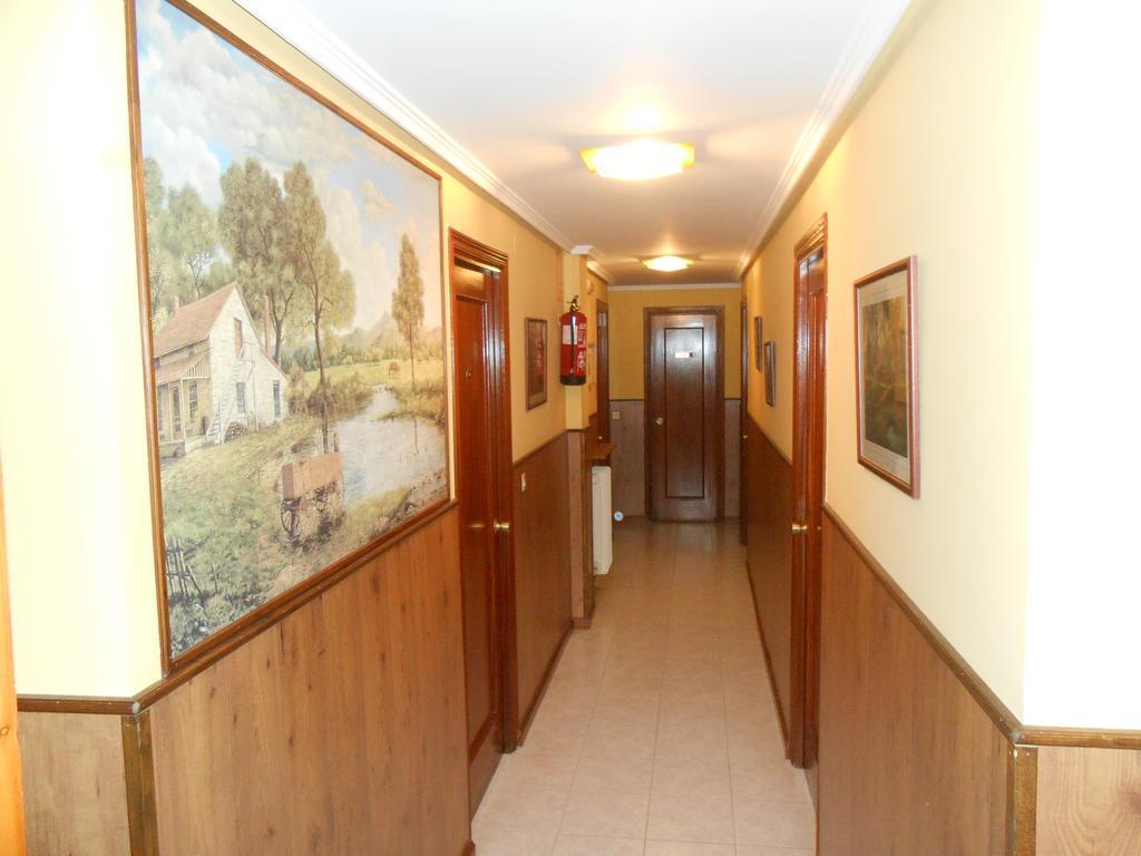 Hostal Restaurante El Abuelo Тробахо-дель-Камино Экстерьер фото